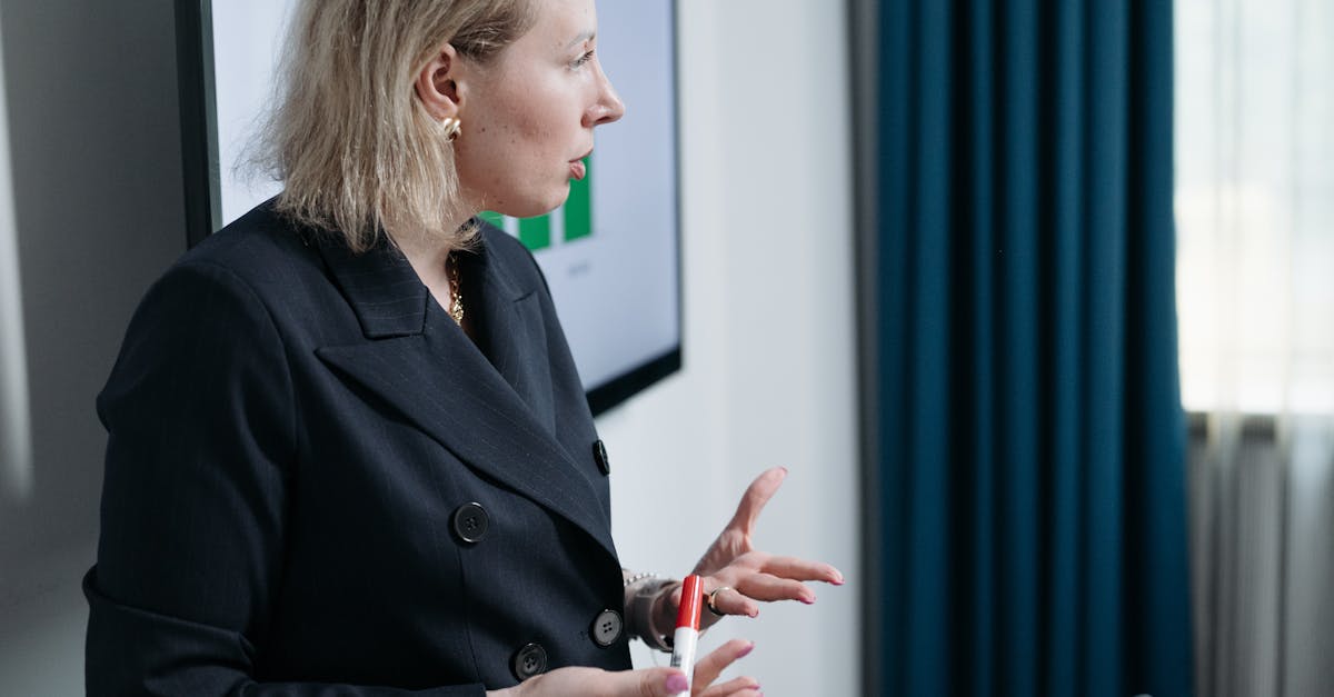 银龄手机卡已实名- 高新区注册公司代理有哪些