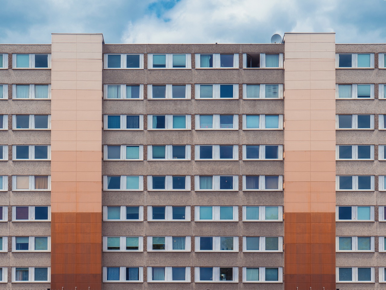 华为云国际站实名账号：配饰购买平台推荐